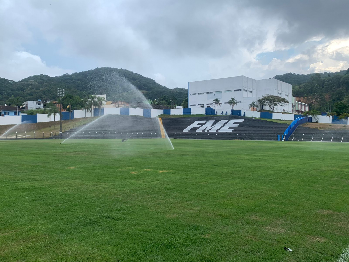 Estádio das Nações, uma nova casa para o futebol catarinense - Esporte -  4oito