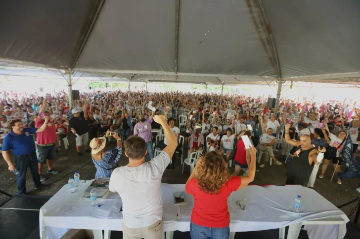 Assembleia no dia 4 de abril decidiu por greve caso não houvesse avanço nas negociações