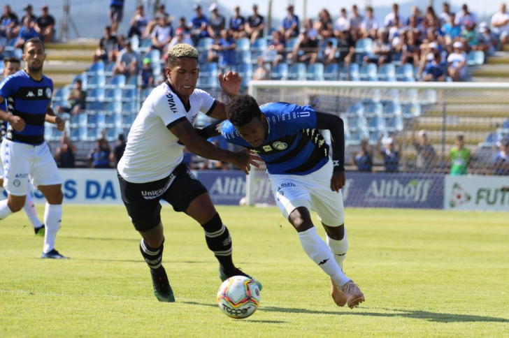 Figueira venceu o Tubarão por 2 a 0 na rodada passada (Foto: Divulgação)