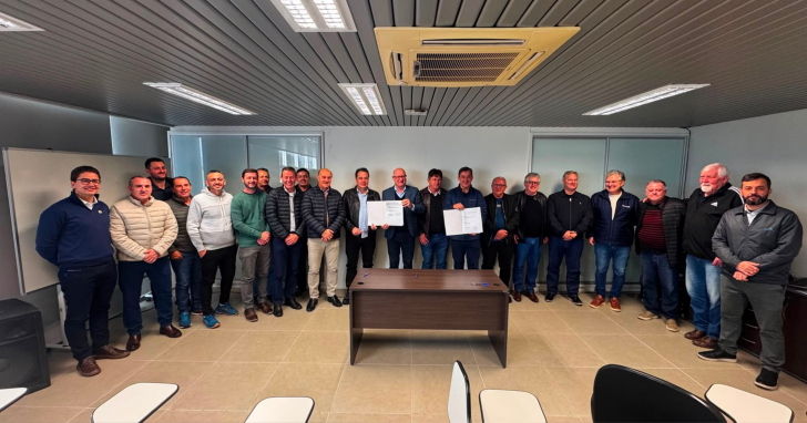 Assinatura do convênio para a construção da nova subestação da Coopera em Criciúma/ Foto: Divulgação 4oito
