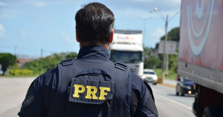 PRF estima que o dia de maior movimento nas rodovias federais será na segunda-feira, Dia de Finados | Foto: Divulgação/PRF