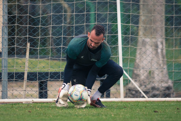 Após derrota contra a Chapecoense, Figueira fez apenas dois treinos para enfrentar o Xavante (Foto: Divulgação)