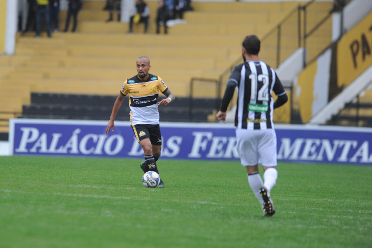 No primeiro turno, 1 x 1 no Heriberto Hülse (Foto: Caio Marcelo / Criciúma EC)