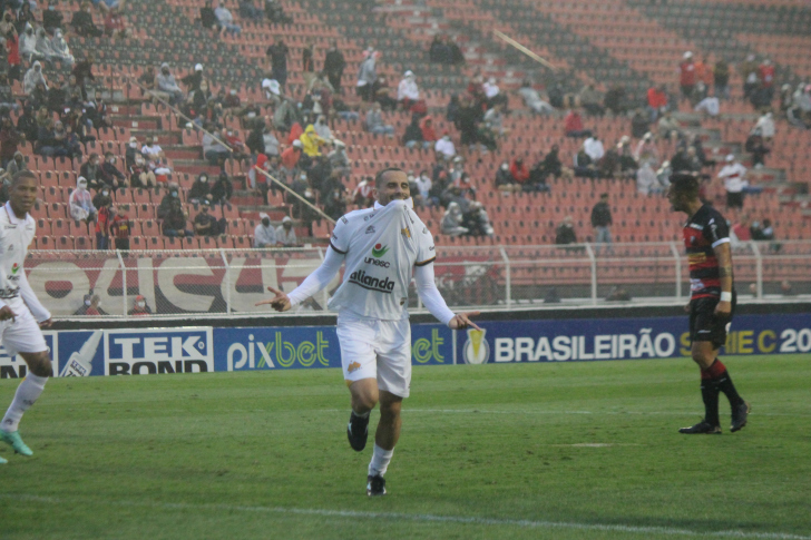 Contra o Ituano, a única vitória do Carvoeiro no quadrangular. Foto: Celso da Luz/Criciúma E.C.