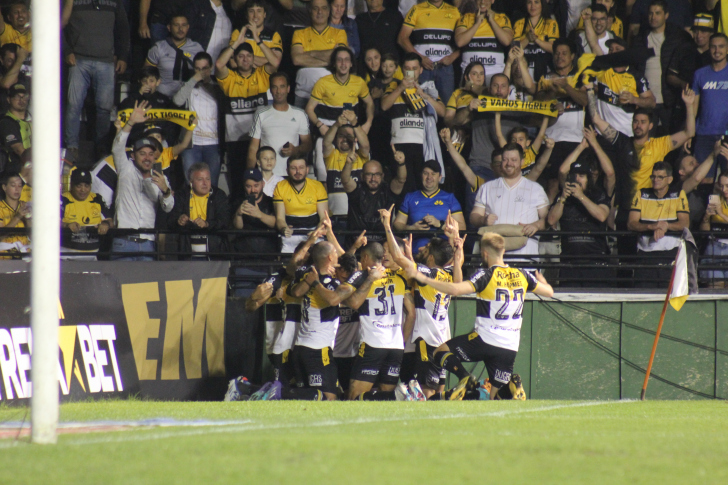 Foto: Celso da Luz/Criciúma E.C.