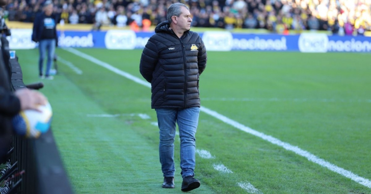 Tencati é o segundo treinador com mais jogos pelo Tigre - Foto: Celso da Luz/Criciúma