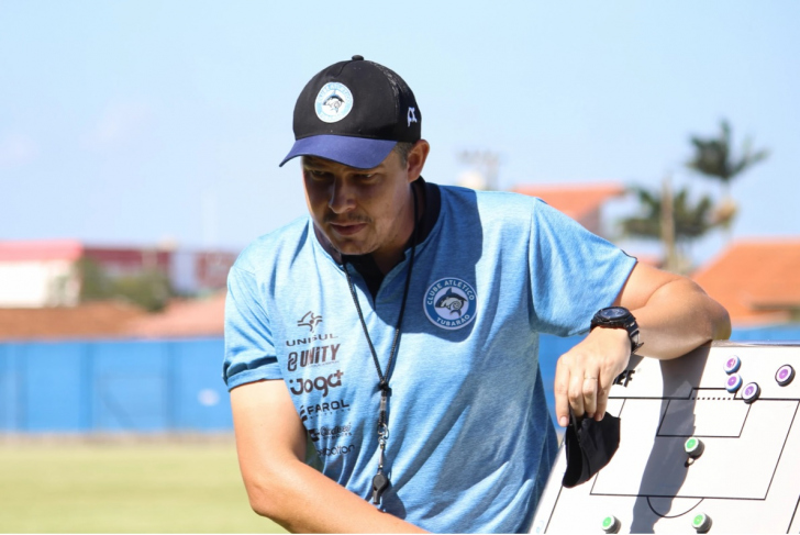 Técnico Isaque Pereira (Foto: Divulgação)