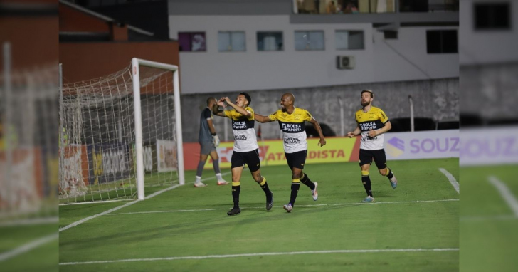 Volante marcou um dos gols no empate contra o Concórdia - Foto: Celso da Luz/Criciúma