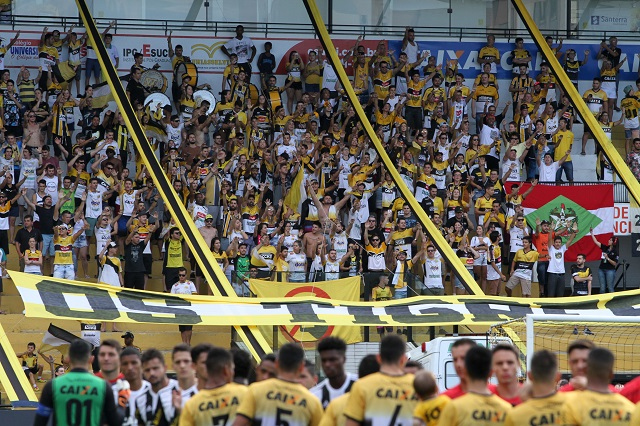 Polícia Militar também recomendou a troca de setor da torcida Os Tigres na arquibancada/Foto: Daniel Burigo/Arquivo/A Tribuna