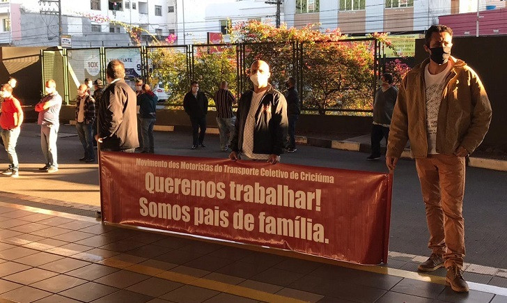 Em Criciúma, trabalhadores pediram volta ao trabalho no dia 15 (Foto: Arquivo / 4oito)