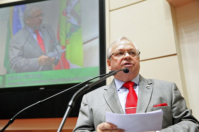 Ex-deputado Vânio na Alesc / Foto: Fábio Queiroz / Agência AL