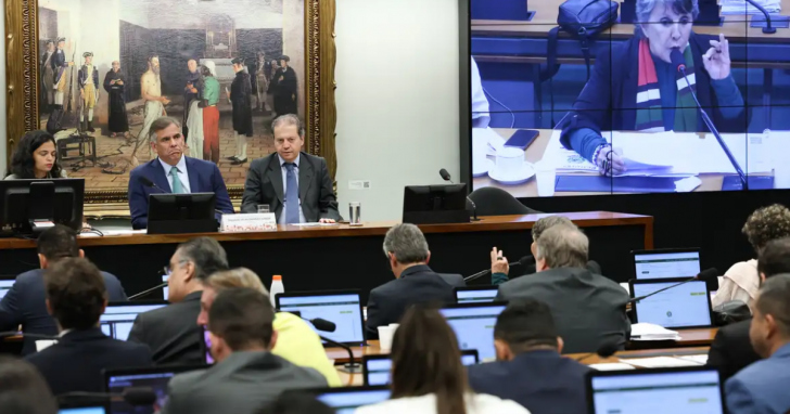 PEC busca diminuir para 16 anos a idade para responder por crimes | Foto: Lula Marques/Agência Brasil/4oito