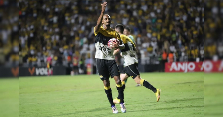 Waguininho marcou o gol que manteve o Tigre vivo no Catarinense - Foto: Celso da Luz/Criciúma