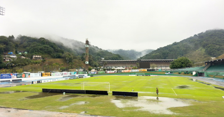 Jogo é adiado devido a fortes chuvas | Foto: Hercílio Luz/4oito