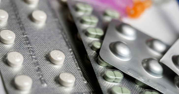 Medicamentos doados passarão por avaliação técnica antes de serem distribuídos à população I Foto: Canva/4oito