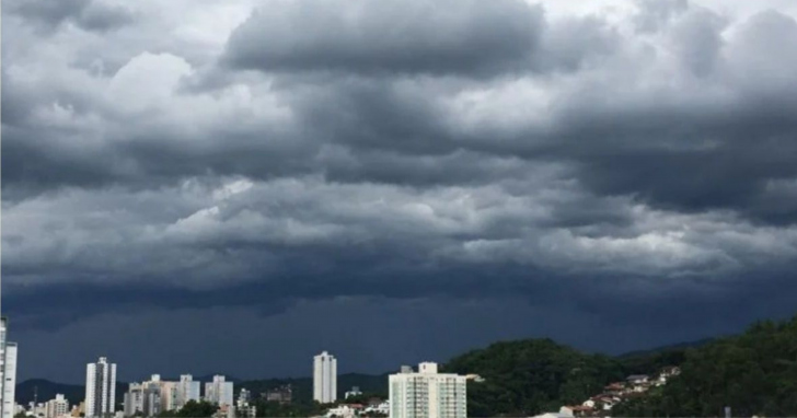 Alerta de temporais no Sul de SC nas próximas horas, com chuva forte, raios e vento I Foto: Arquivo/4oito