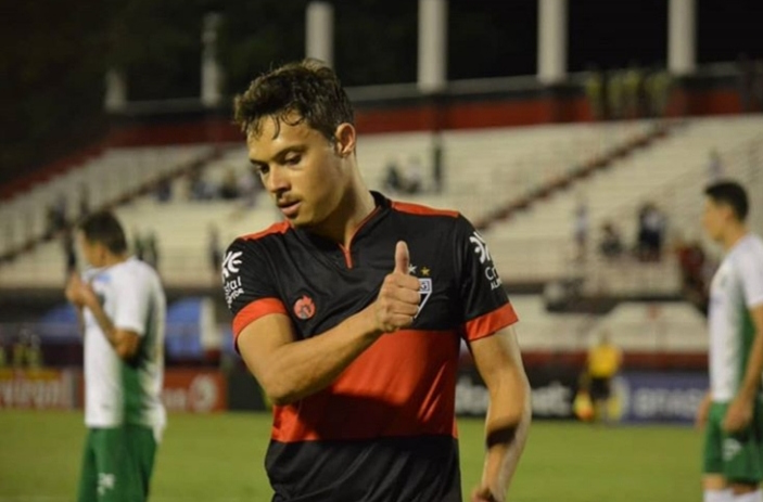 Atlético venceu o Guarani com gol de Mike / Divulgação