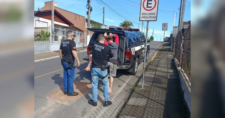 Operação Jato Falso cumpriu cinco mandados e resultou na prisão de três suspeitos em Orleans | Foto: Divulgação/Policia Civil