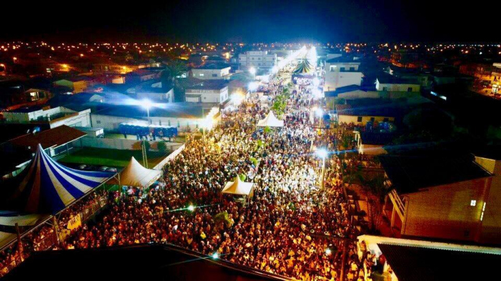 Avenida lotada para o show de Thiago Brava / Divulgação