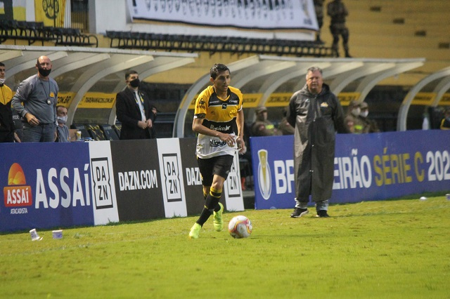 Cavalo gostou da atuação contra o Voltaço / Fotos: Celso da Luz / Criciúma EC