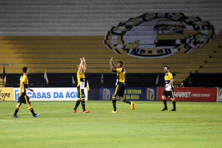 Tigre sem torcida no Majestoso / Foto: Caio Marcelo / Criciúma EC