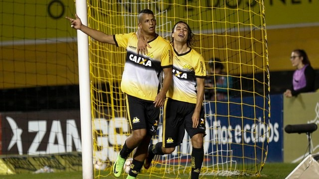Lucão fez dois gols na última vitória do Tigre sobre o Guarani no HH / Foto: Fernando Ribeiro / Criciúma EC / Arquivo