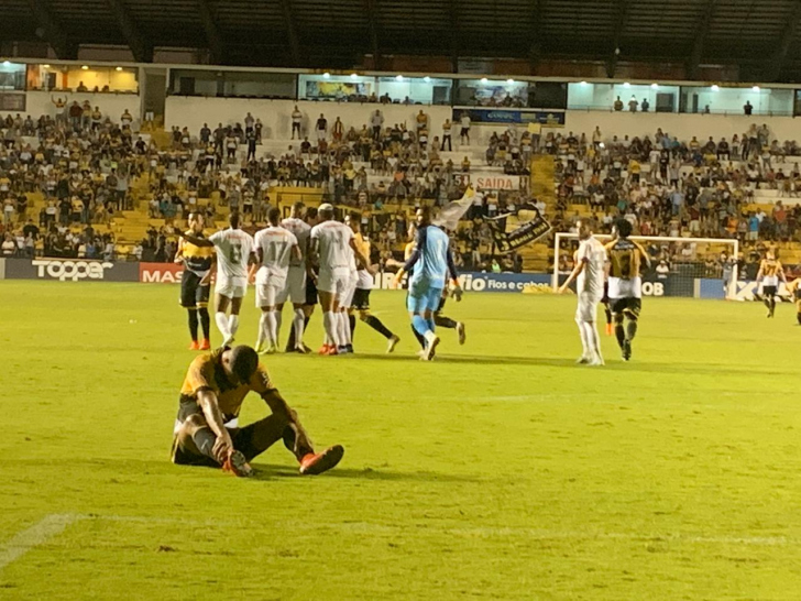 Rebaixamento do Tigre foi decretado em empate em 1 a 1 contra o Paraná (Foto: Jota Éder / Timaço / Rádio Som Maior)