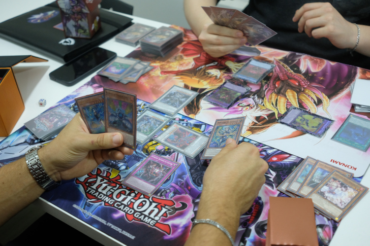 Master’s Duel, loja especializada em jogos competitivos de cartas | Foto: José Demathé/4oito