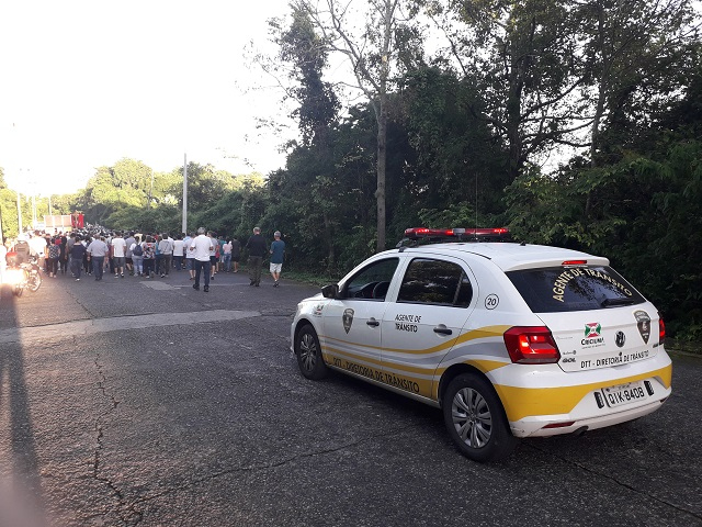 DTT na Caminhada da Penitência hoje, em Criciúma / Foto: Denis Luciano / 4oito