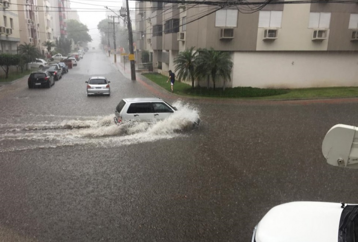 Esquina das ruas Dolário dos Santos e Abílio Paulo / Foto: Marilda Dutra