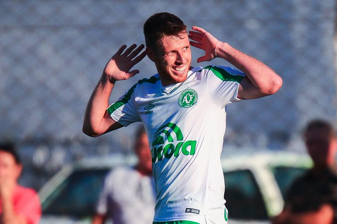 Aylon fez o primeiro gol da Chape na temporada (Foto: Márcio Cunha / ACF)