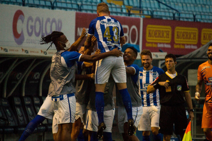 Alemão marcou o primeiro gol do Avaí (Foto: André Palma Ribeiro / Avaí FC)