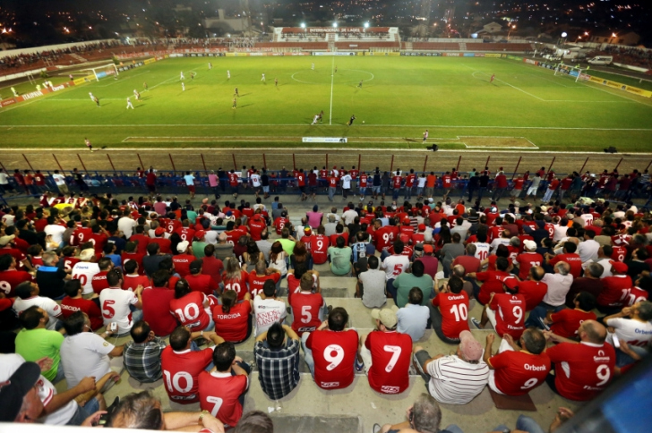 Criciúma vai estrear no estádio Vidal Ramos Júnior, em Lages / Divulgação