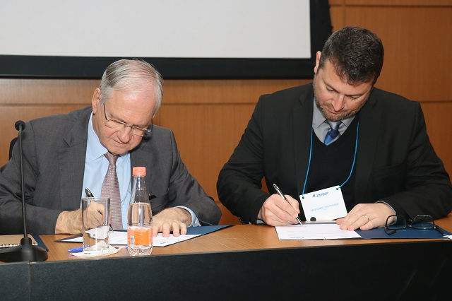 Marco Antonio Zago e Fábio Zabot Holthausen / Foto: Felipe Maeda / Agência FAPESP