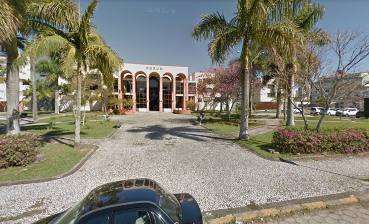 Sessão do Tribunal do Júri foi realizada no Fórum da Comarca de Tubarão/Foto: Reprodução Google