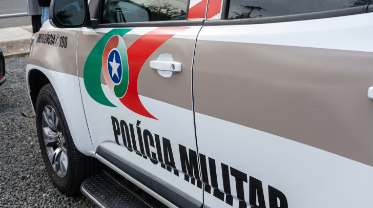 Motociclista foi socorrido em estado grave, mas morreu após dar entrada no hospital | Foto: José Demathé/4oito