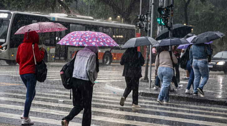 Chuva marca a quinta-feira na região de Criciúma, com temperaturas baixas e céu encoberto | Foto: Paulo Pinto/Agência Brasil