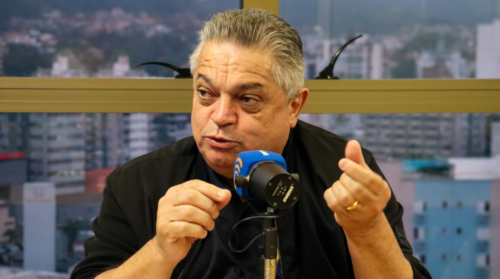 Rodrigues citou experiências adotadas em Chapecó como referência para propostas ao Estado | Foto: Lucas Mackowieski/4oito