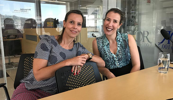 Professoras Karin Martin Gomes e Gislaine Reus (foto: Luana Mazzuchello)