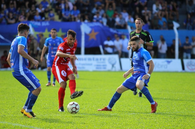 Metropolitano e Caravaggio jogaram as duas últimas finais da competição. Foto: Arquivo/4oito