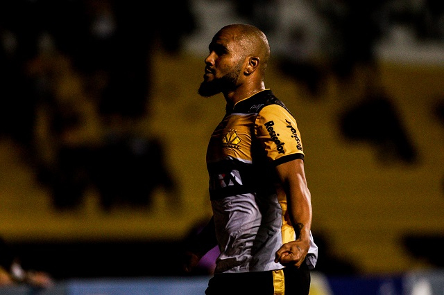 Com a marca, Liel superou os atacantes Zé Carlos e Vitor Feijão, que têm seis gols cada/Foto: Guilherme Hahn/Especial