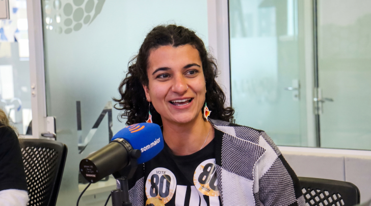 Laís Chaud participou de sabatina sobre propostas para Santa Catarina | Foto: Lucas Mackowieski/4oito