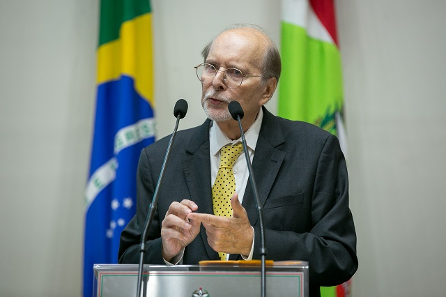 Péricles Prade, advogado de acusação, foi o primeiro a falar / Fotos: Rodolfo Espínola / Agência AL