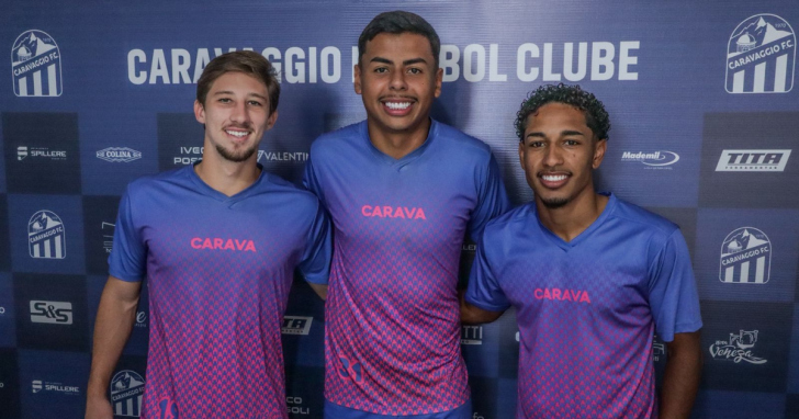 Trio volta para Santa Catarina após serem campeões paulistas | Foto: Divulgação/Fabrício Júnior/4oito
