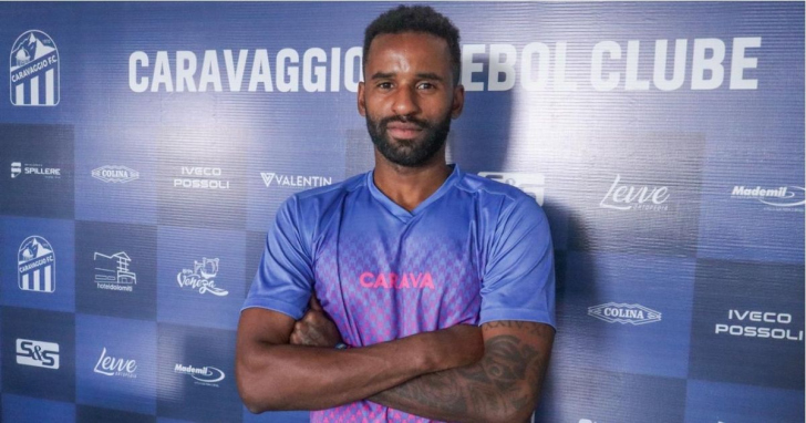 Lateral-direito tem experiência no futebol europeu | Foto: Fabrício Júnior/Assessoria Caravaggio