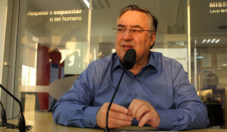 Ex-governador Raimundo Colombo participa dos encontros no sul / Arquivo / 4oito