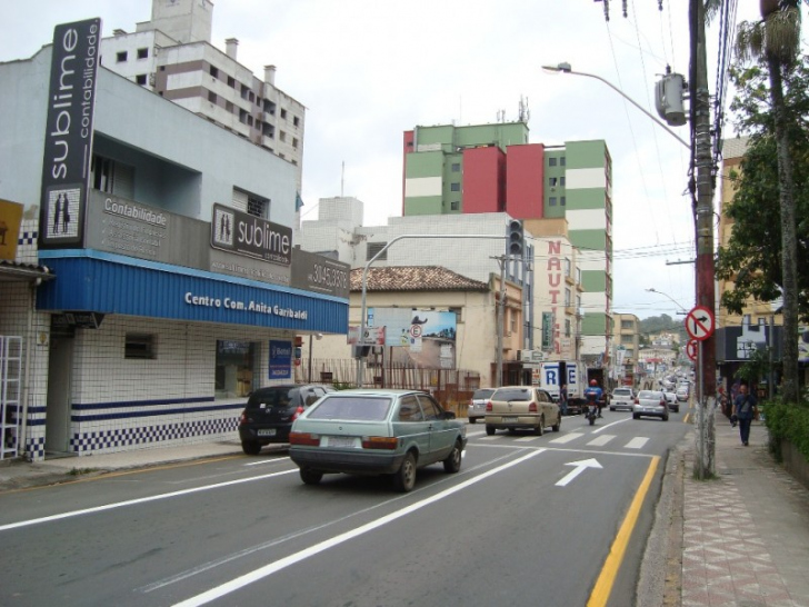 Rua Anita Garibaldi, no Centro / Divulgação