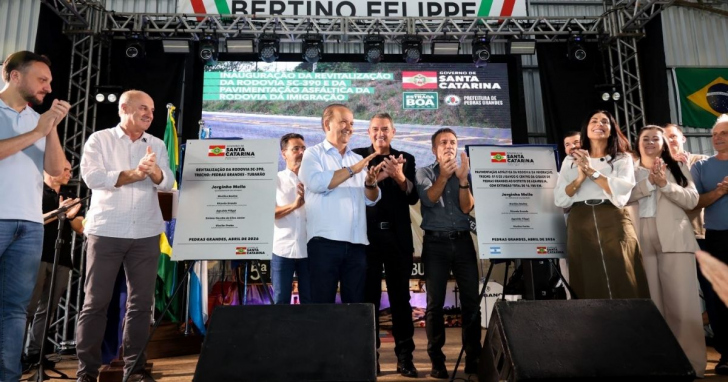 Jorginho Mello inaugura trechos da Rodovia da Imigração durante evento em Pedras Grandes | Foto: Roberto Zacarias/Secom GOVSC