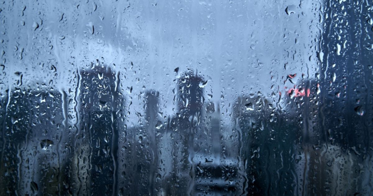 Tempo vira em SC com chuva forte e risco de temporais I Foto: Canva/4oito