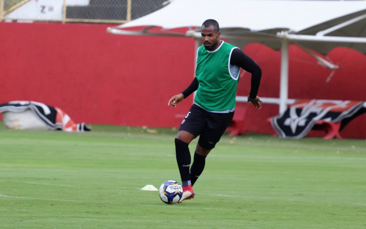 Thales, zagueiro do Inter, emprestado ao Vitória e na mira do Criciúma / Divulgação